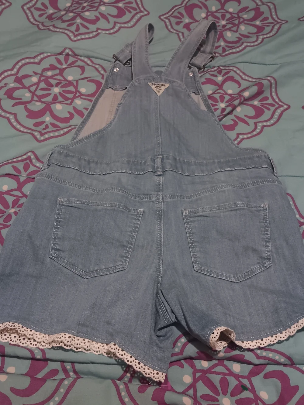 OshKosh B'gosh🍑 Light Blue Denim Short Overalls
